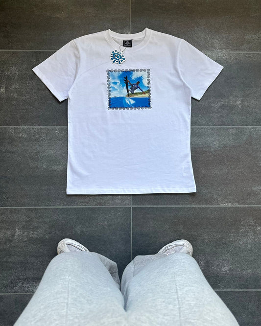 Adwysd White & Blue Surf Graphic Tee